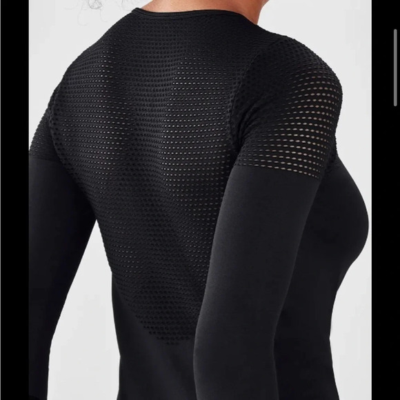Fabletics - nwt, S, black, “Musetta” athletic top - Picture 1 of 8